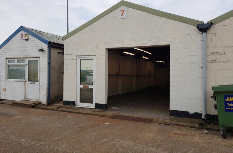 Eastbourne Rd, Westham to rent Building Photo- Image 1 of 4