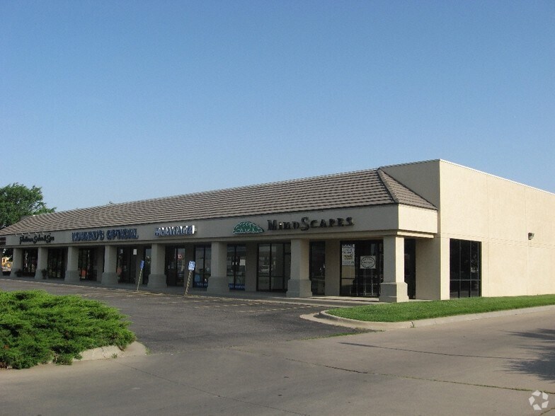 10230-10254 W 13th St, Wichita, KS for sale - Building Photo - Image 3 of 5