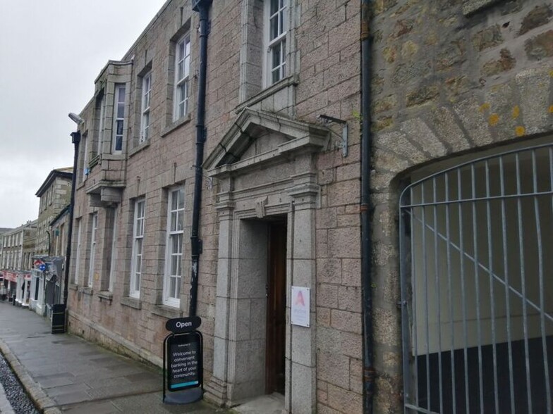 19-21 Coinagehall St, Helston for rent - Building Photo - Image 1 of 9