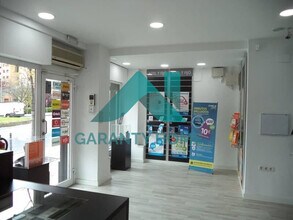 Retail in Cáceres, Cáceres to rent Interior Photo- Image 1 of 7