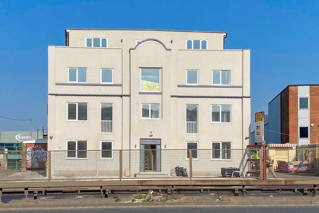 More details for 715 North Circular Rd, London - Industrial to Rent