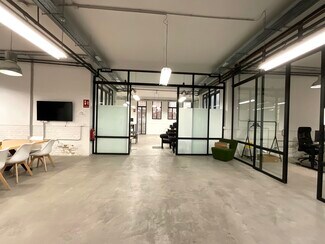More details for Calle del General Díaz Porlier, Madrid - Office / Retail to Rent