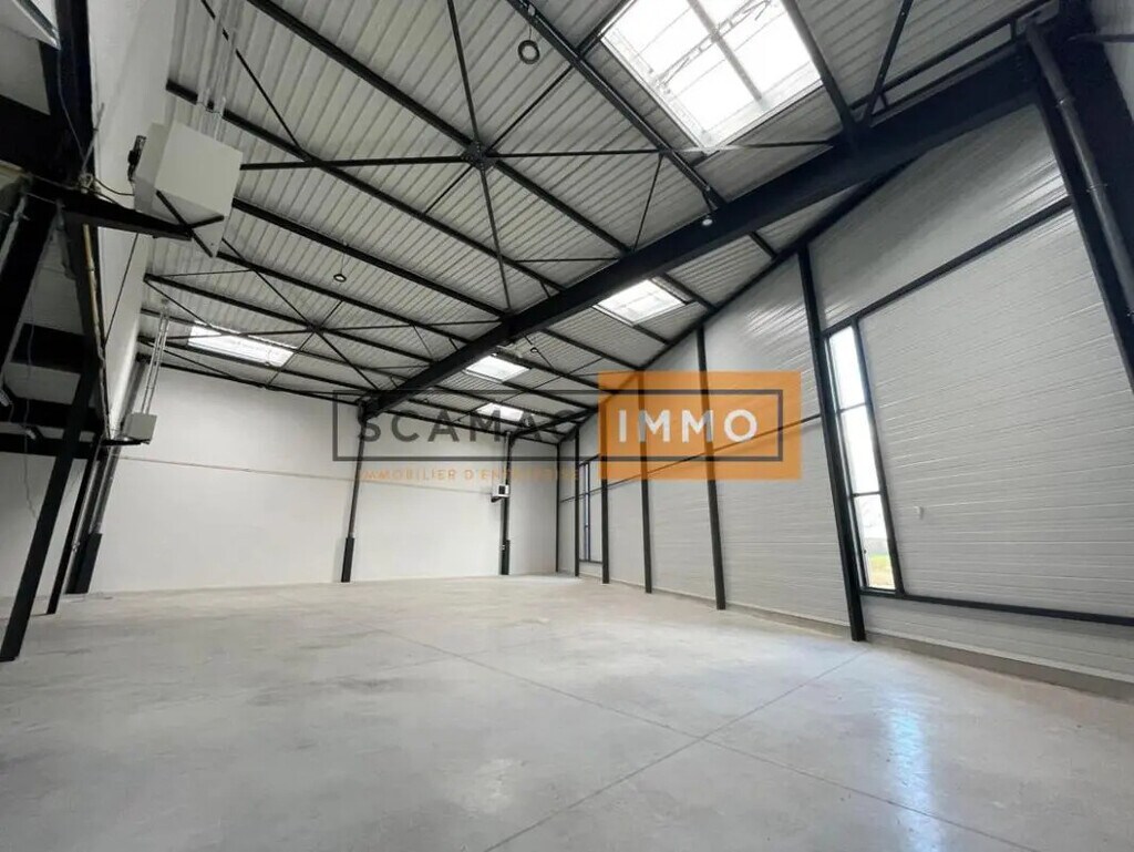 Vente Entrepôt 580 m² - Photo 1