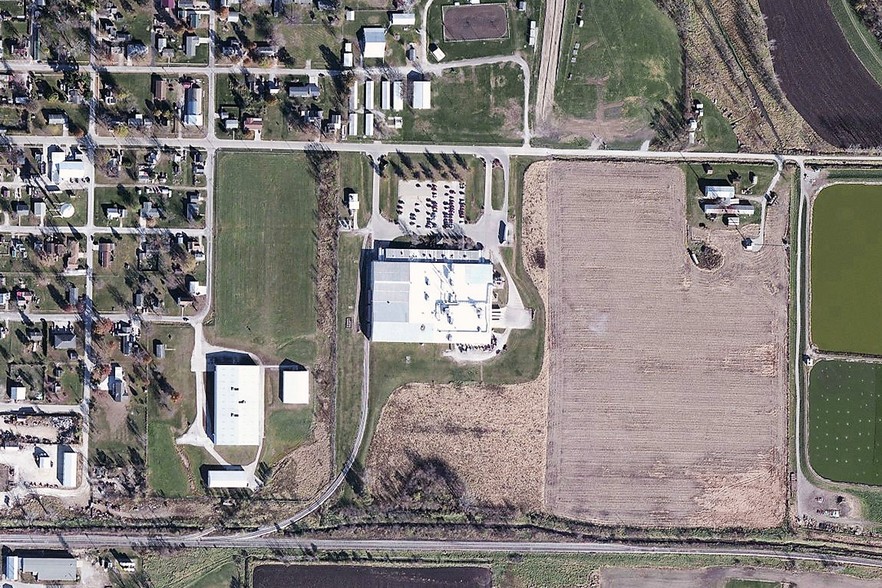 810 E South St, Marengo, IA for sale - Aerial - Image 1 of 1