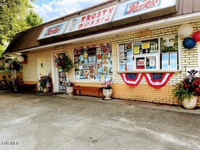 314 Front E st, Coeburn, VA for sale Primary Photo- Image 1 of 23