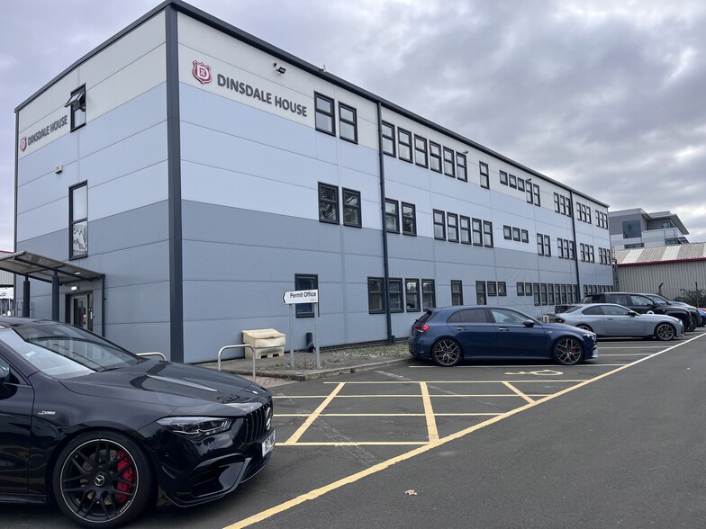 Riverside Park Rd, Middlesbrough to rent - Building Photo - Image 2 of 26