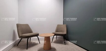 Office in Dardilly to rent Interior Photo- Image 2 of 23