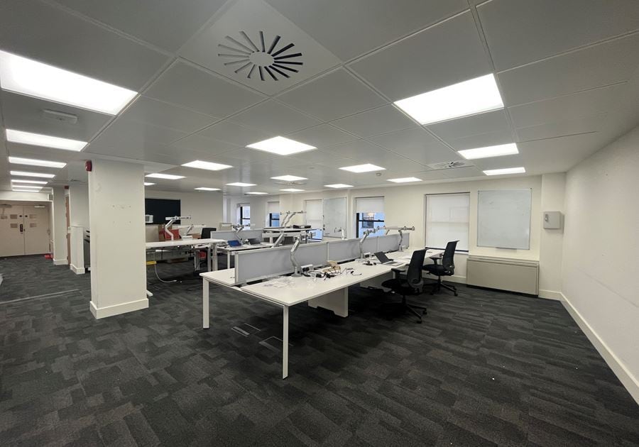 St Julians Ave, Guernsey to rent Interior Photo- Image 1 of 7