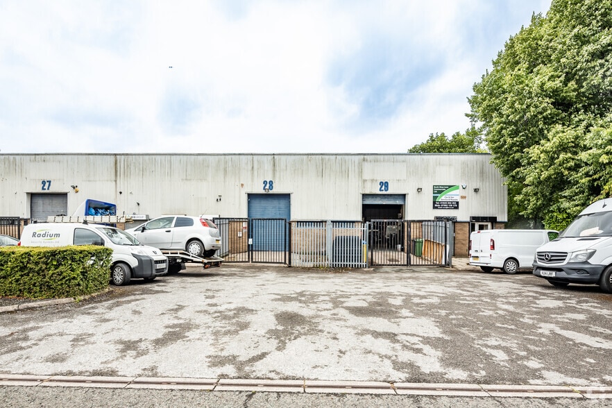 Kingsland Gran, Warrington for sale - Building Photo - Image 2 of 15