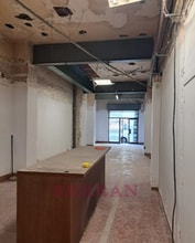 Retail in Barcelona, Barcelona to rent Interior Photo- Image 2 of 8