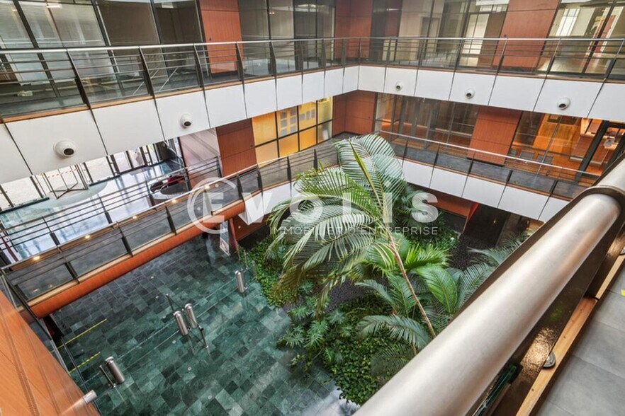 Office in Rosny Sous Bois to rent - Interior Photo - Image 2 of 14