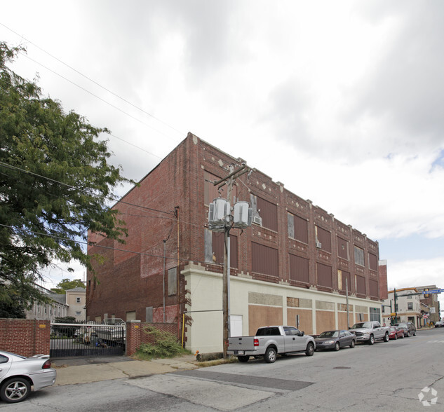 500-504 Edgmont Ave, Chester, PA for rent - Building Photo - Image 2 of 2