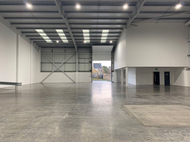 Weardale Ln, Glasgow to rent - Building Photo - Image 2 of 10