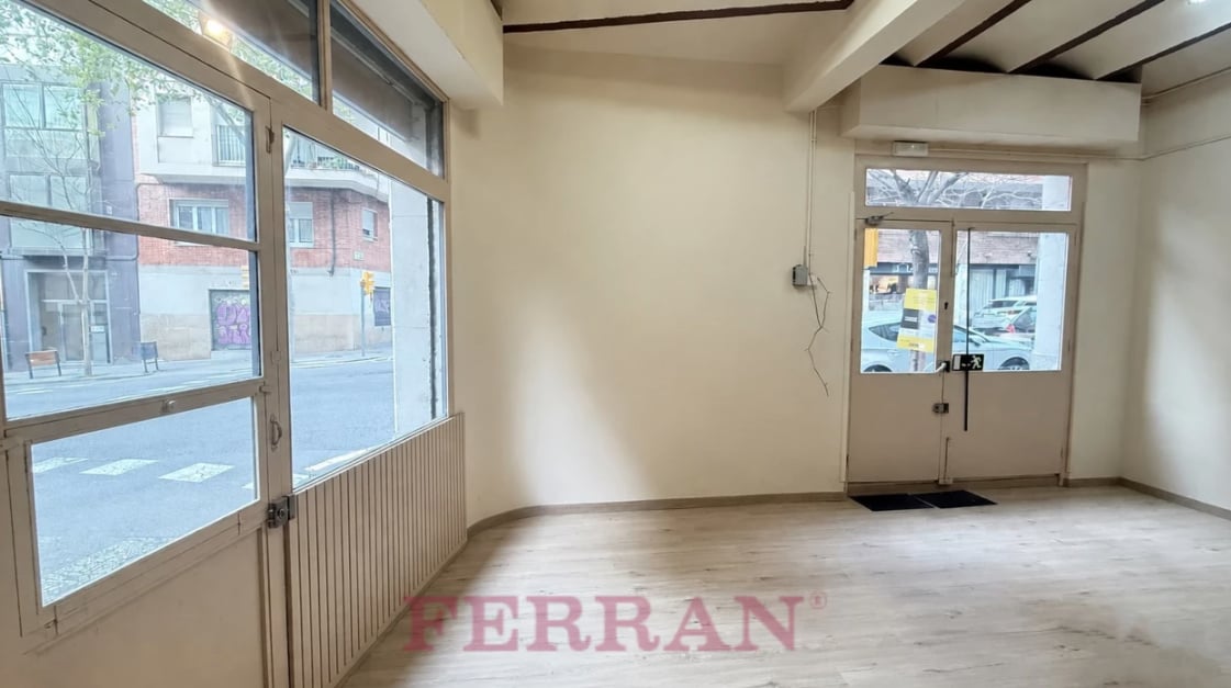 Retail in Barcelona, Barcelona to rent Interior Photo- Image 1 of 6