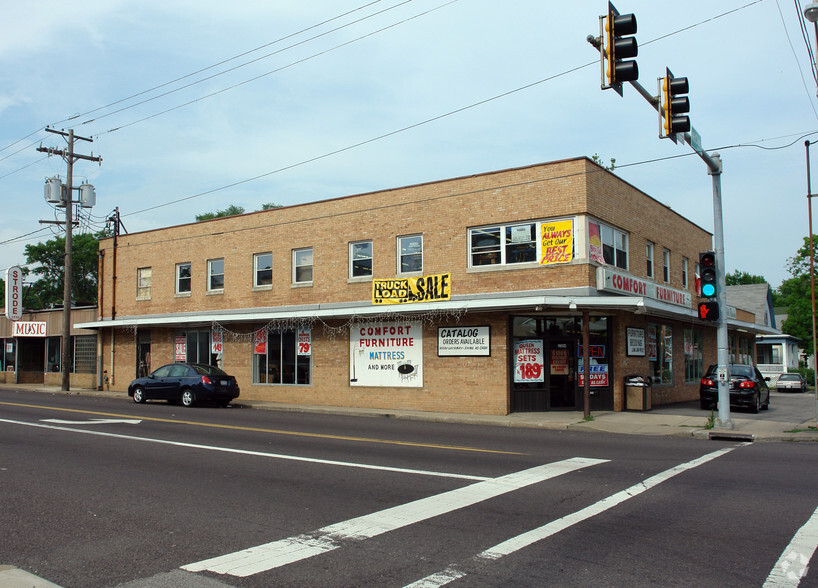 2504 Sheridan Rd, Peoria, IL for rent - Building Photo - Image 2 of 12