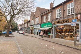 374 Upper Richmond Rd W, London to rent Building Photo- Image 2 of 18