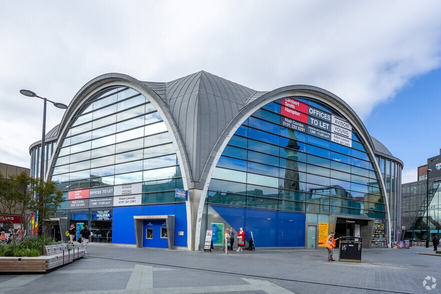 Haymarket, Newcastle Upon Tyne to rent - Primary Photo - Image 1 of 2