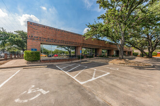 7215 Cameron Rd, Austin, TX for sale Building Photo- Image 1 of 1