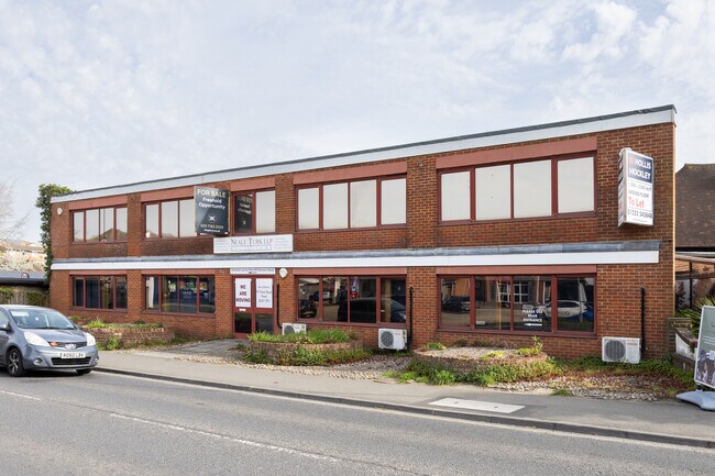 More details for 27-31 Reading Rd S, Fleet - Office / Retail to Rent