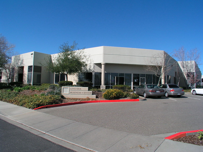 875 Cotting Ln, Vacaville, CA for rent - Building Photo - Image 1 of 5