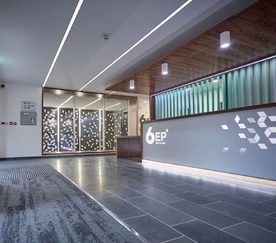 6 East Parade, Leeds to rent - Interior Photo - Image 2 of 3