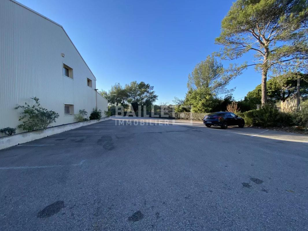 Industrial in Roquebrune-sur-Argens for sale Building Photo- Image 1 of 8