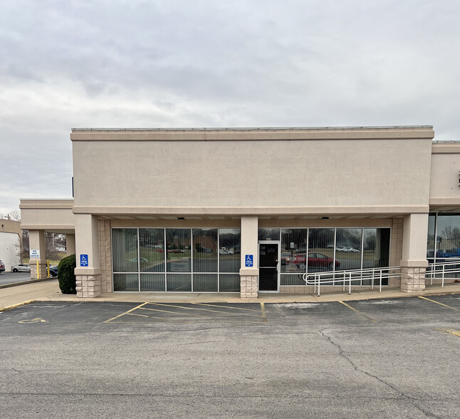 202-338 N Massey Blvd, Nixa, MO for rent - Building Photo - Image 1 of 17