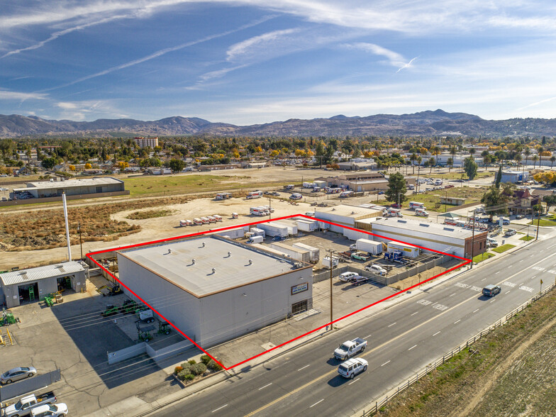 410 N State St, Hemet, CA for sale - Building Photo - Image 2 of 26