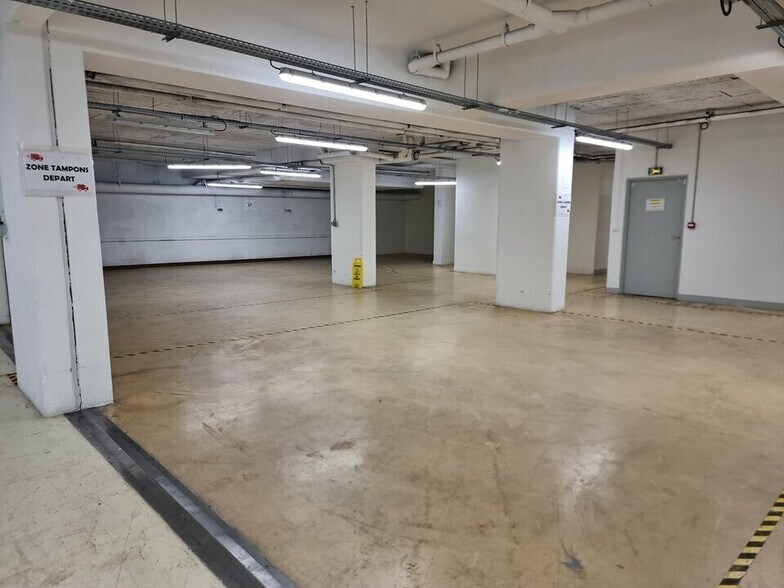 Light Industrial in Le Pré-Saint-Gervais to rent - Building Photo - Image 2 of 8