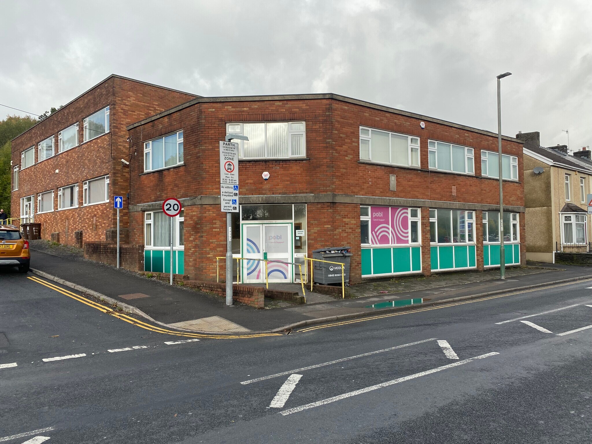 260-262 High St, Blackwood to rent Building Photo- Image 1 of 2