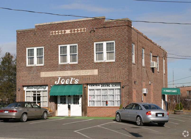 883 Farmington Ave, Berlin, CT for sale - Primary Photo - Image 1 of 1