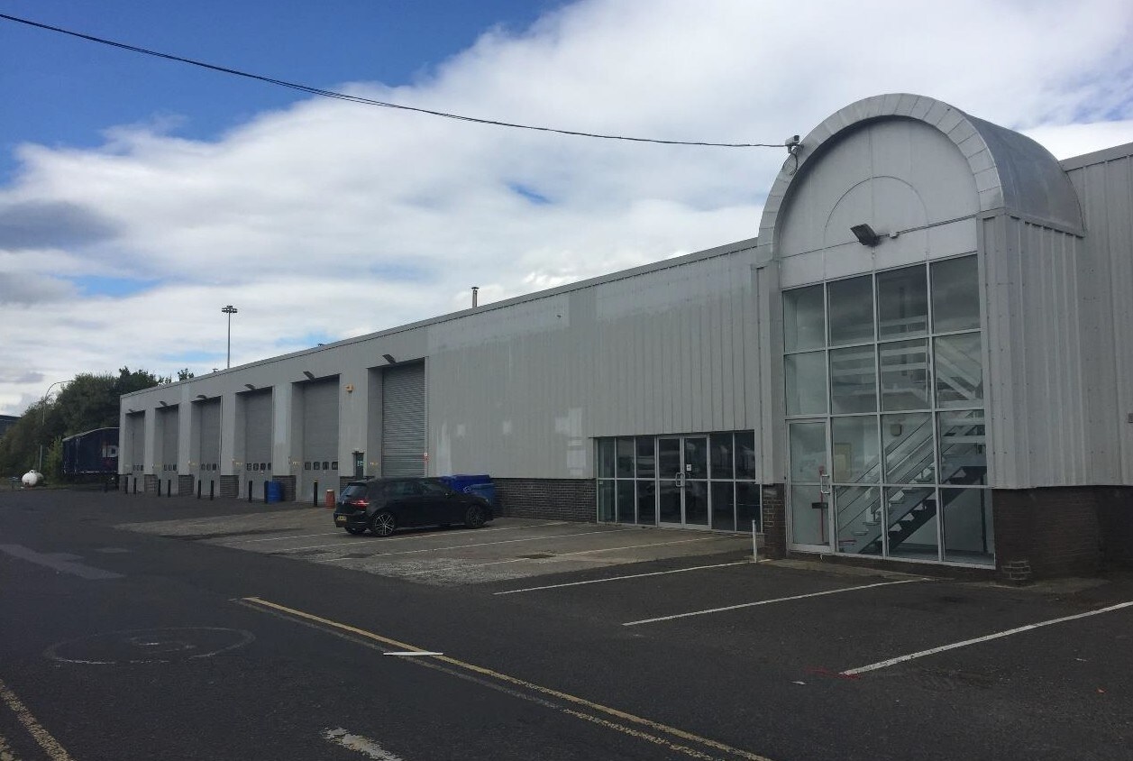 Earlsway, Gateshead for sale Primary Photo- Image 1 of 1