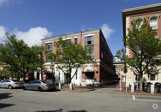 3 Pleasant St, Portsmouth, NH for sale Primary Photo- Image 1 of 1