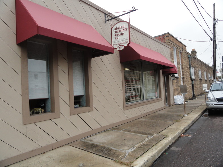 10 S 3rd St, Quakertown, PA for sale - Building Photo - Image 1 of 1