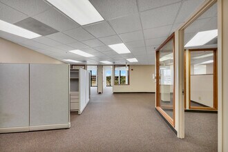 800 Enterprise Dr, Oak Brook, IL for rent Interior Photo- Image 1 of 8