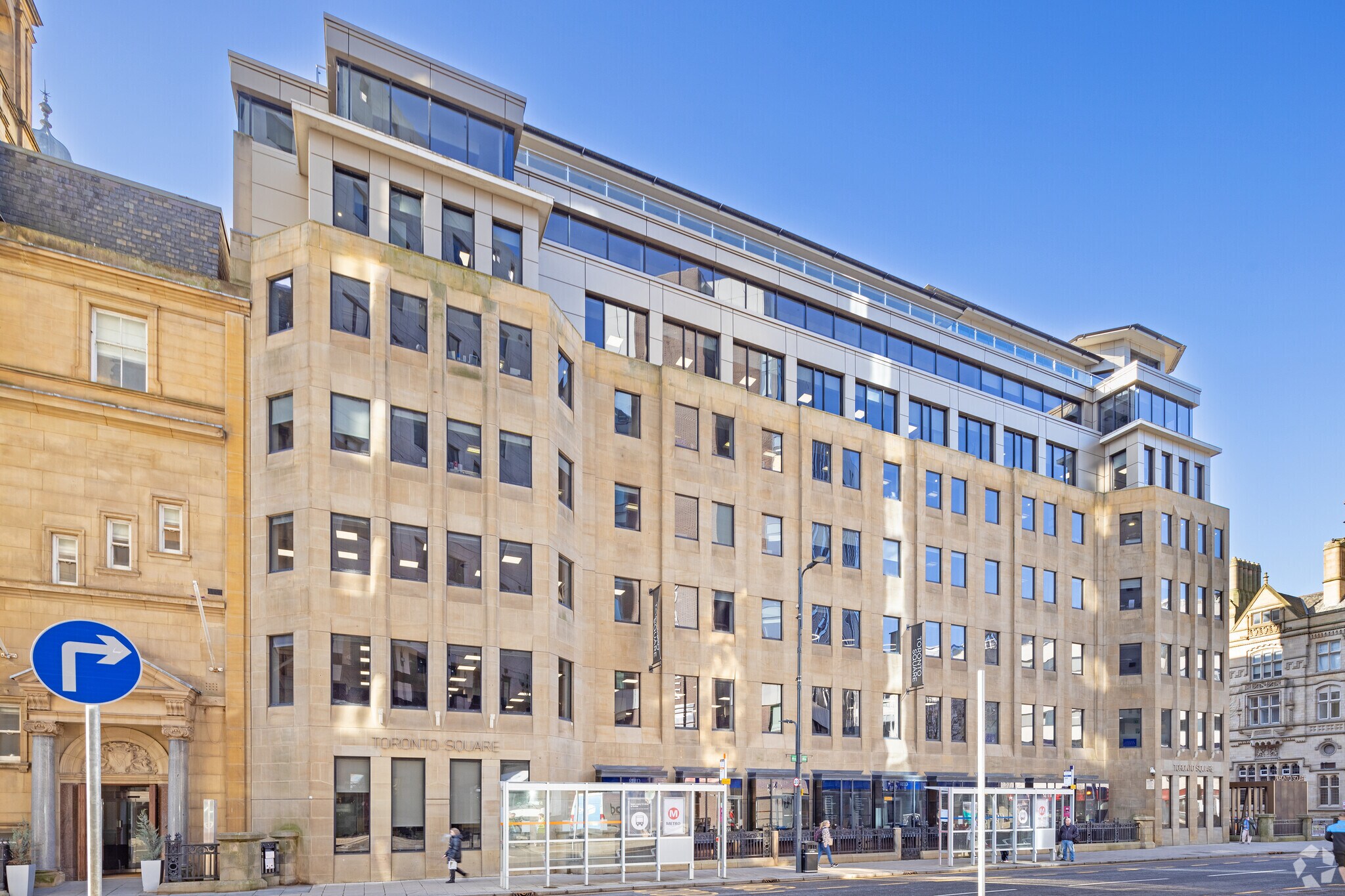 Toronto St, Leeds to rent Building Photo- Image 1 of 3