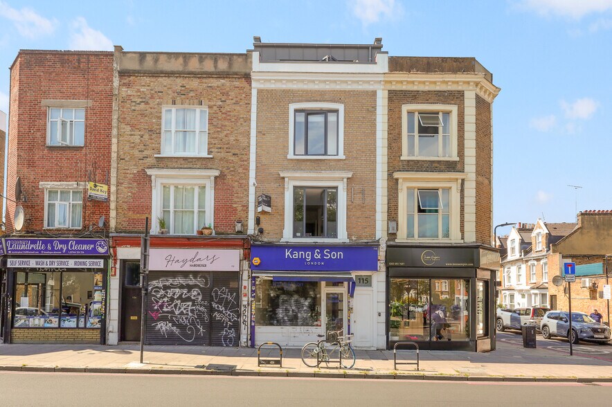 115 Stoke Newington Rd, London to rent - Building Photo - Image 2 of 2