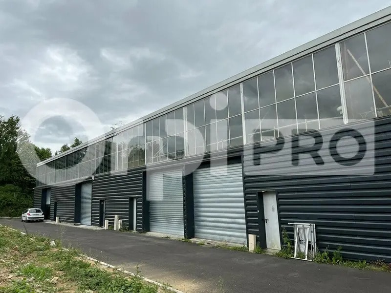 Light Industrial in Nangis for sale Building Photo- Image 1 of 2