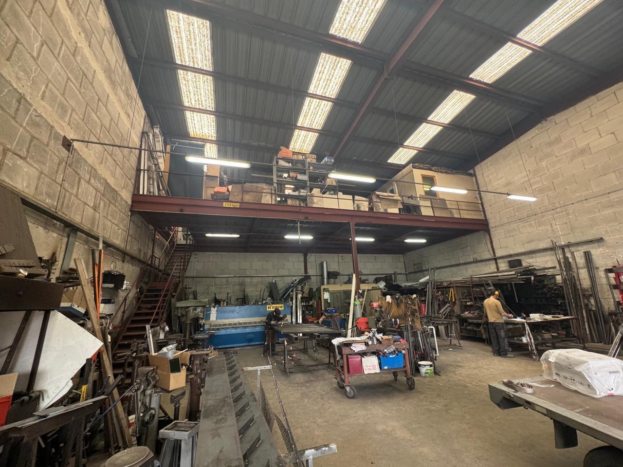 Light Industrial in Argenteuil to rent Building Photo- Image 1 of 14
