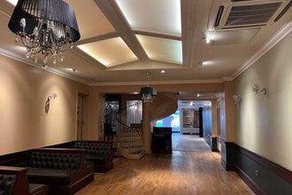 194 High St, Exeter to rent Interior Photo- Image 2 of 8