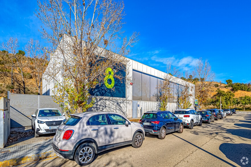 Carrer de l'Espigolera, 21, Sant Just Desvern, Barcelona to rent - Building Photo - Image 3 of 6
