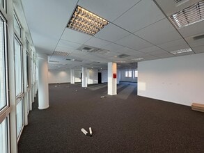 Office in Marseille for sale Interior Photo- Image 2 of 4