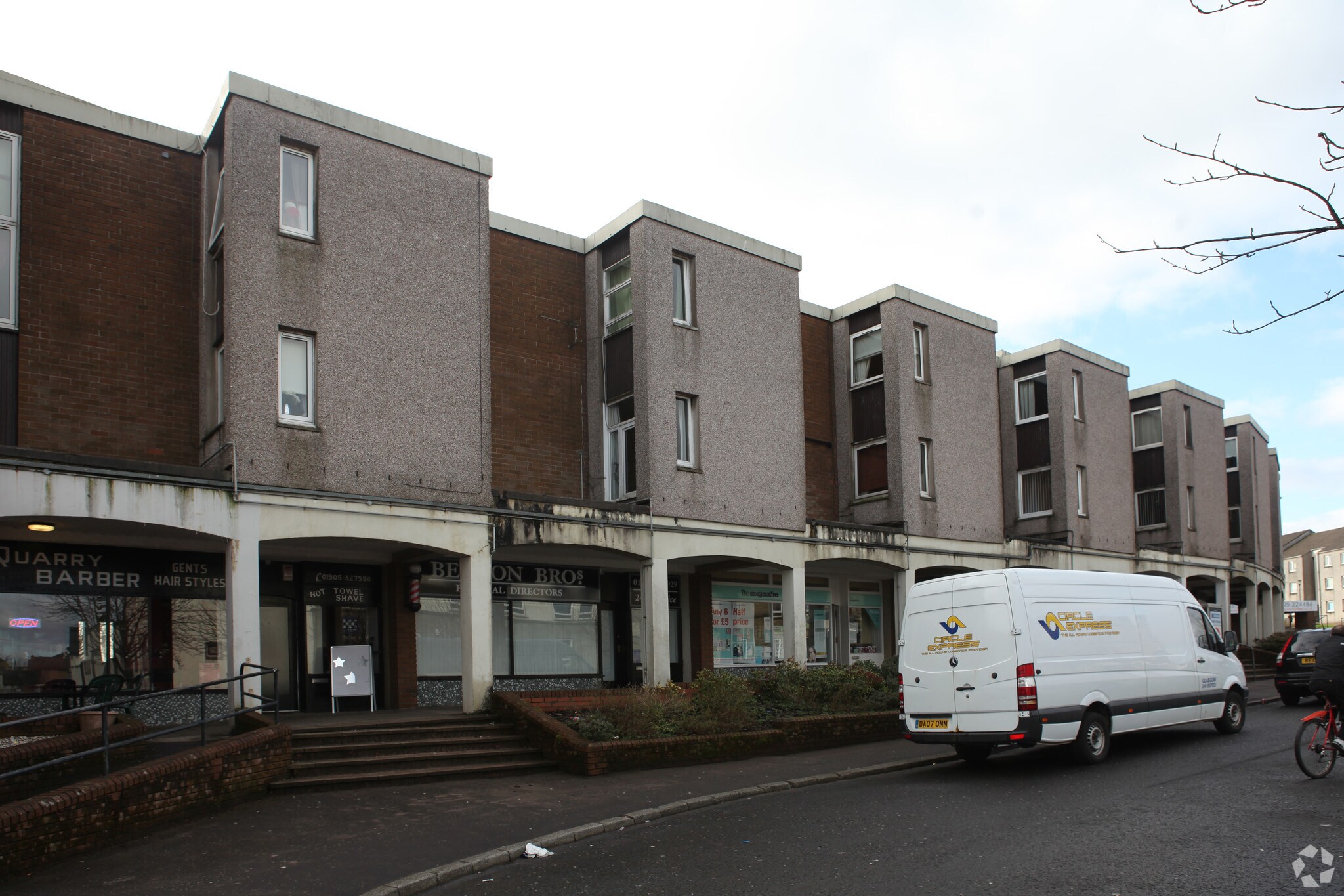 2-24 Quarry St, Johnstone for sale Primary Photo- Image 1 of 1