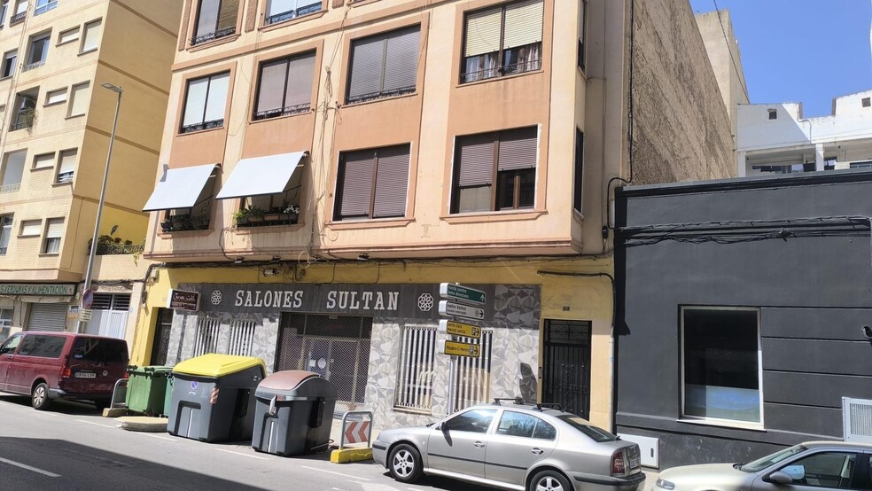 Carrer Orfebres Santalínea, 17, Castelló de la Plana, Castellón for sale - Building Photo - Image 2 of 10
