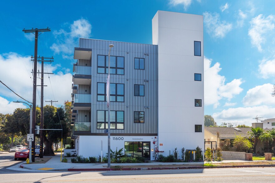 11600 National Blvd, Los Angeles, CA for sale - Building Photo - Image 1 of 19