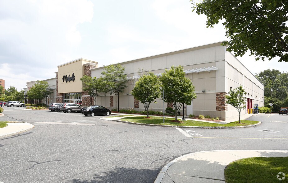 1398 Worcester St, Natick 01760 UK