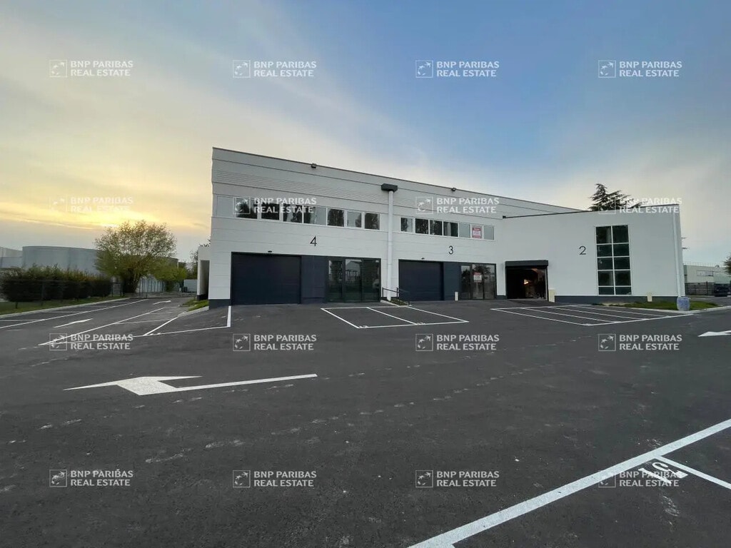 Vente Local d'activités 169 m² à 1 011 m² - Photo 1