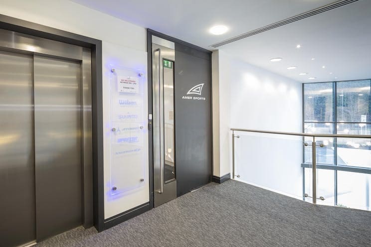 Lyon Way, Frimley to rent Interior Photo- Image 1 of 2