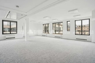 11 Bis Place Du General Leclerc, Levallois-Perret to rent Interior Photo- Image 2 of 3