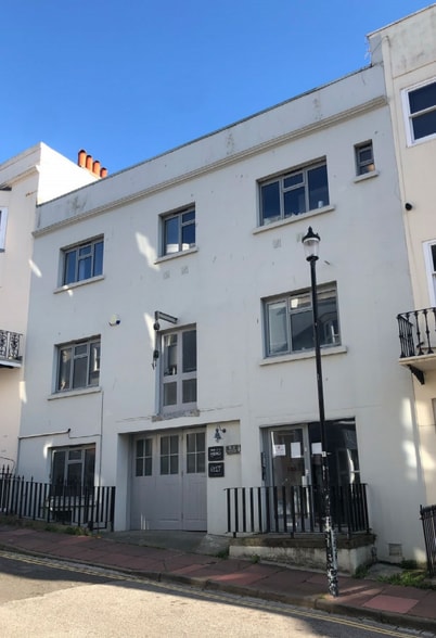 30-31 Devonshire Place, Brighton for sale - Primary Photo - Image 1 of 1